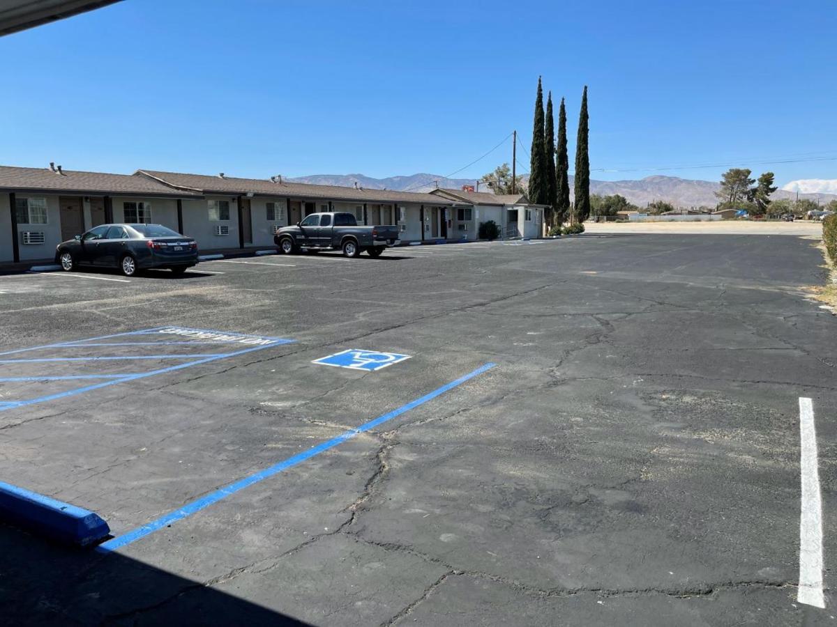 Palm Inn Mojave Exterior photo