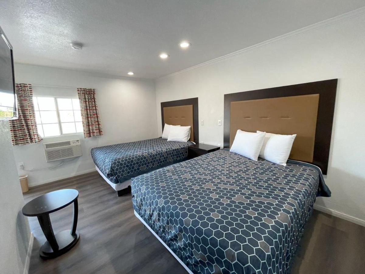 Palm Inn Mojave Exterior photo